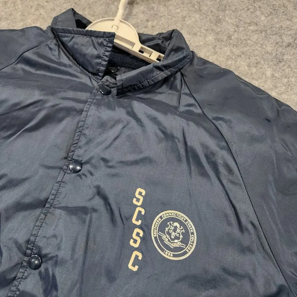 VTG 50s‎ Champion Running Man SCSU Southern Connecticut State University Jacket